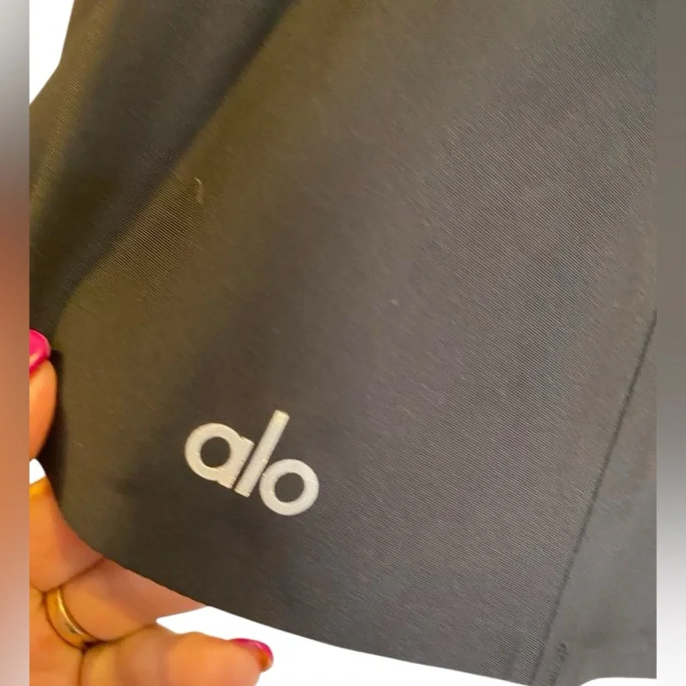 ALO Yoga nwt alo